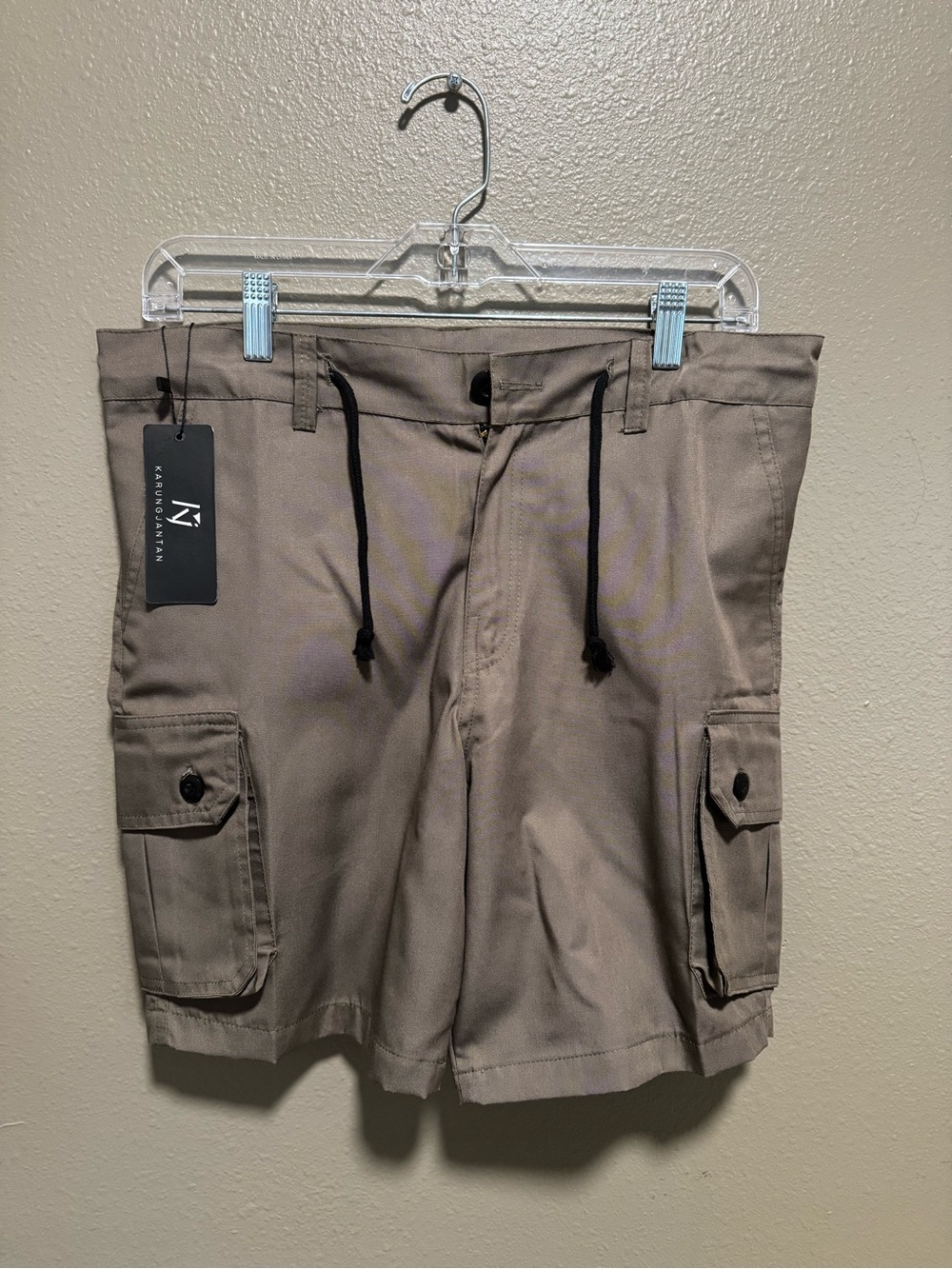 Men's Cargo Drawstring Shorts in khaki